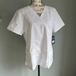 NWT Cherokee Workwear Revolution White Scrub Top L